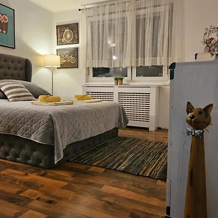 דירה Charming, Cozy & Joyful Modern Oasis סראייבו