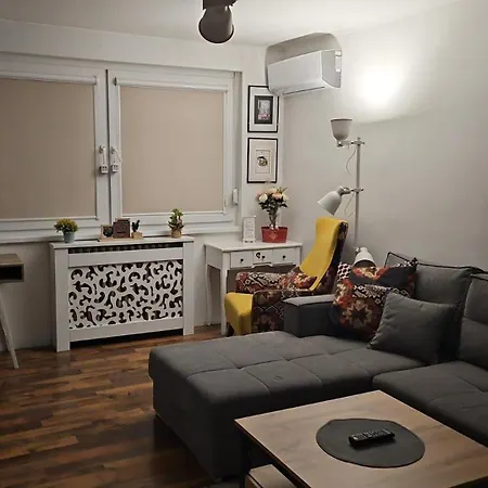 Charming, Cozy & Joyful Modern Oasis